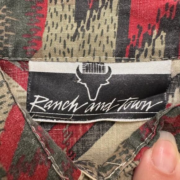 Vintage 1980’s Western Button Front Shirt in Native American Print - Picture 6 of 8